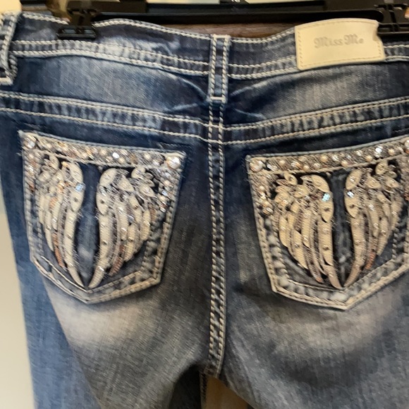 Women’s Miss Me Mid-Rise Bootcut Jeans - Picture 3 of 5